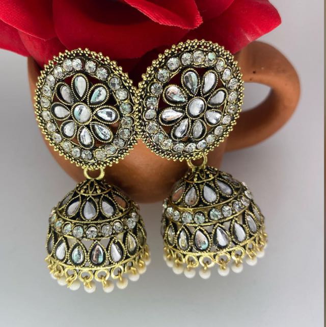 Abhi Jewells Hamilton, ON Canada🍁